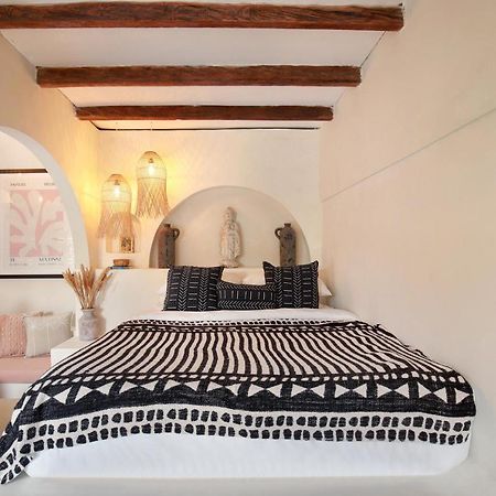 Seminyak Beach Bungalow Studio Villa 1 With Private Pool Sbb1 Экстерьер фото